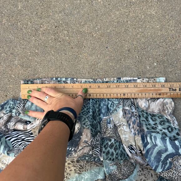 Vintage Ms. Caribou Volup Plus Size 3X Jungle Safari Zoo Animal Print Shorts - Picture 6 of 10